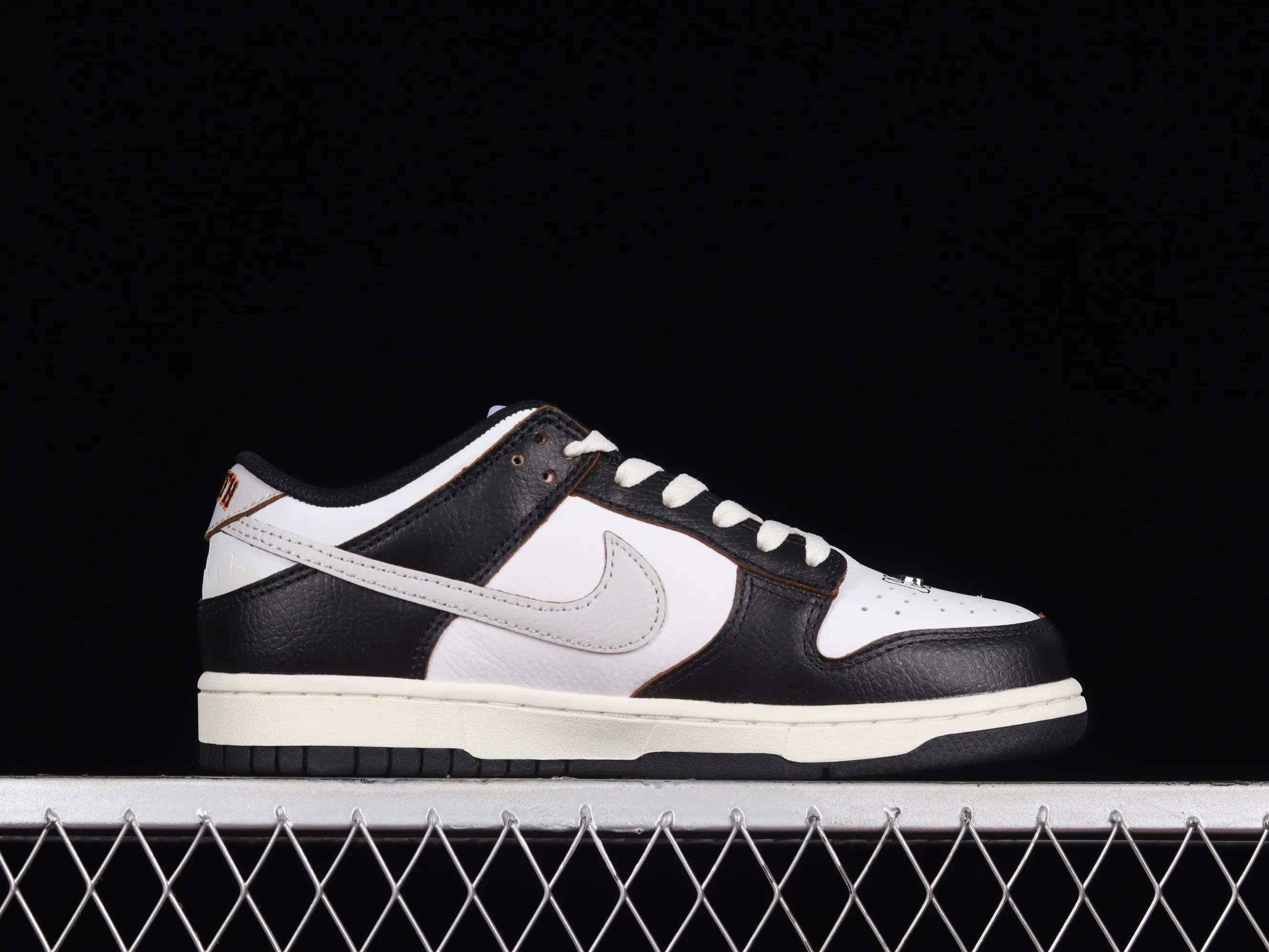 All Categories Nk SB Dunk Series Nk SB Dunk Low Low-top sneakers Pure original version HUF